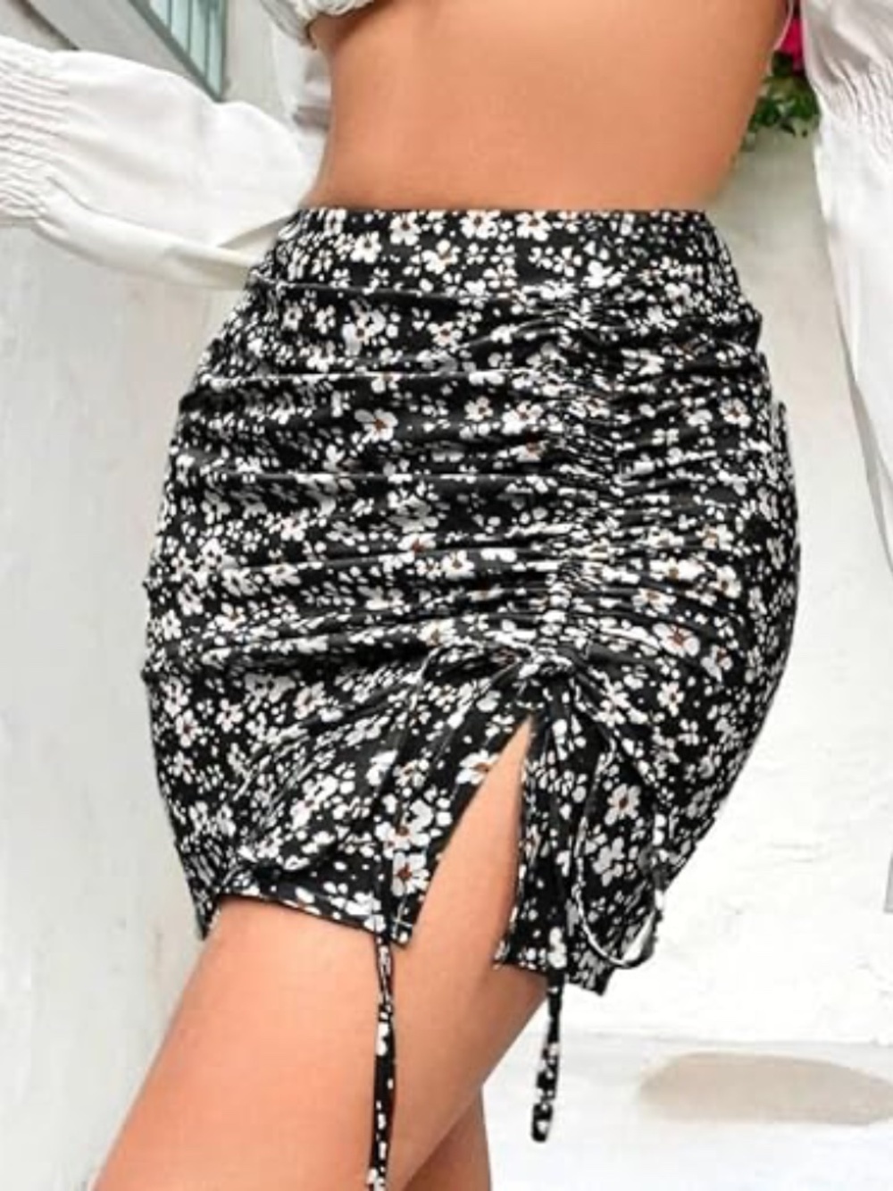 Shein High Rise Floral Skirt size Large - Picture 2 of 5
